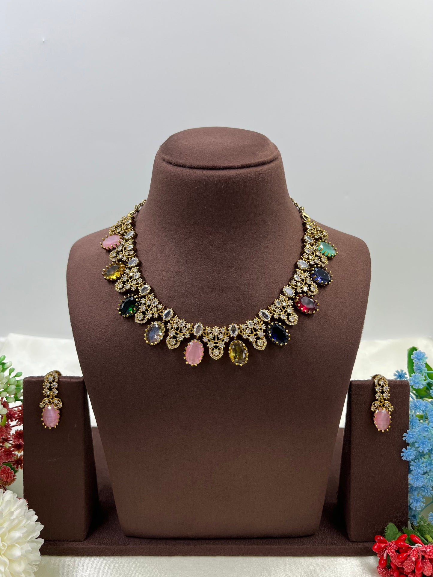 Hansa Victorian Premium Necklace