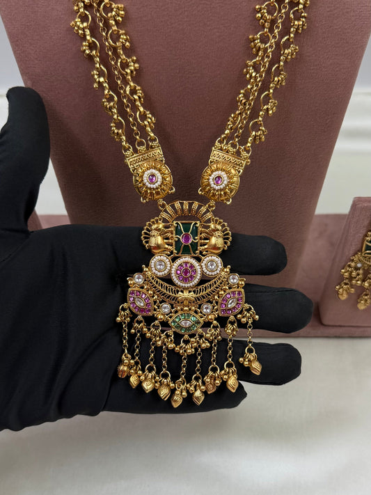 Anisha Heritage Premium Combo Set
