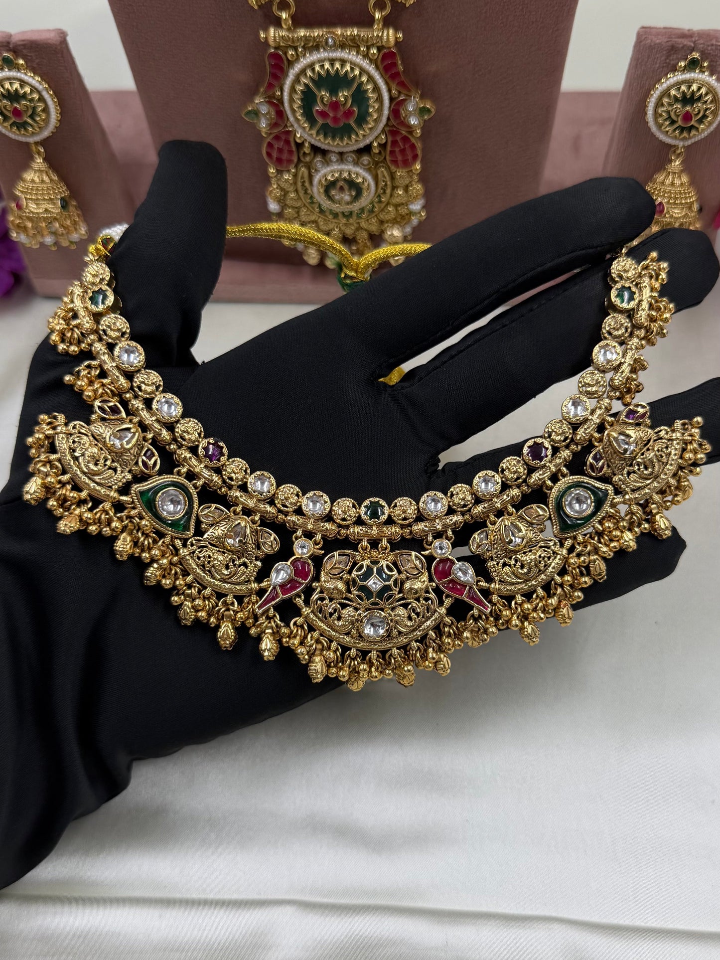 Vaishali Heritage Premium Combo Set