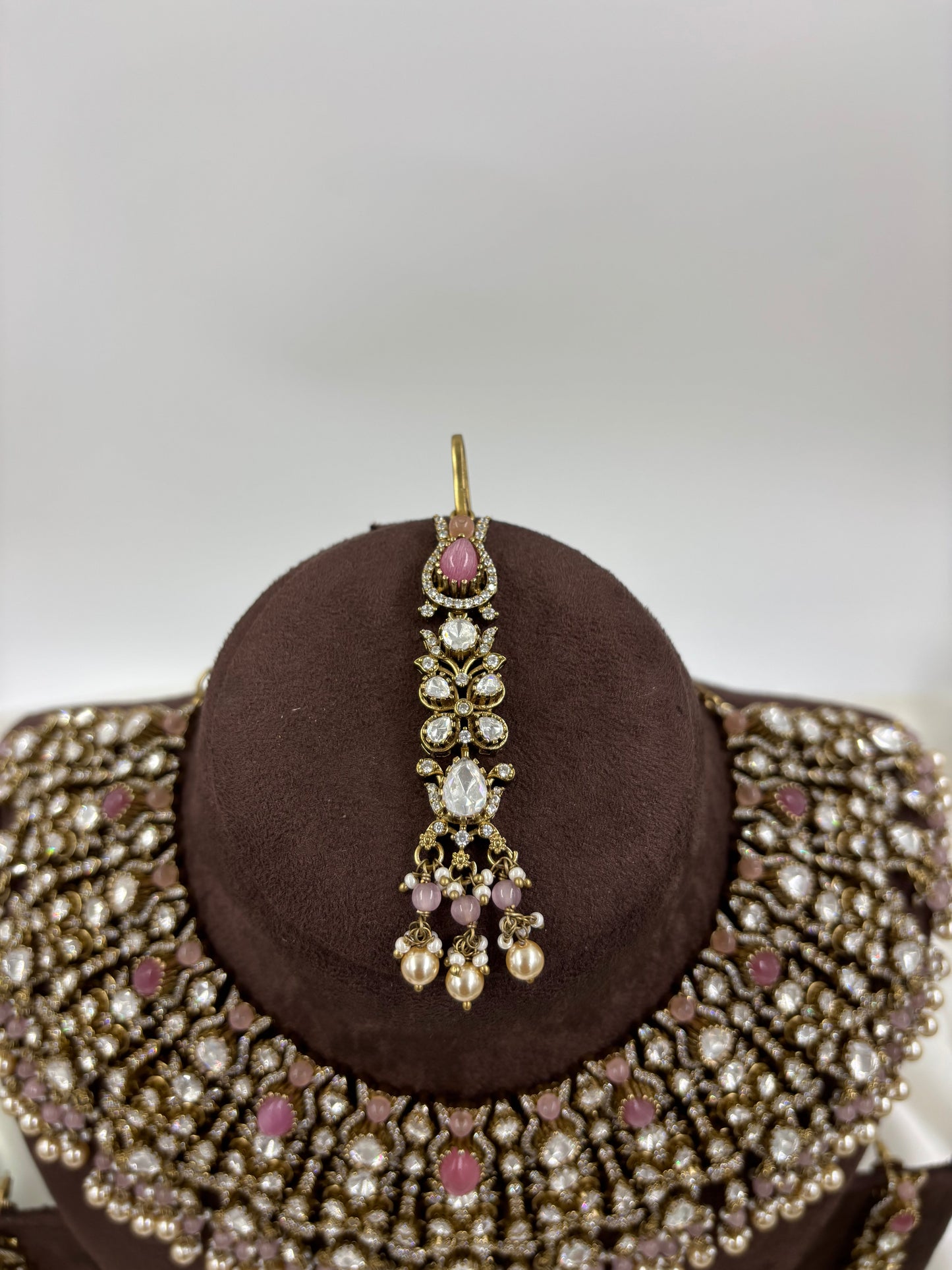Hiren premium Moissanite Kundan Semi Bridal Necklace set