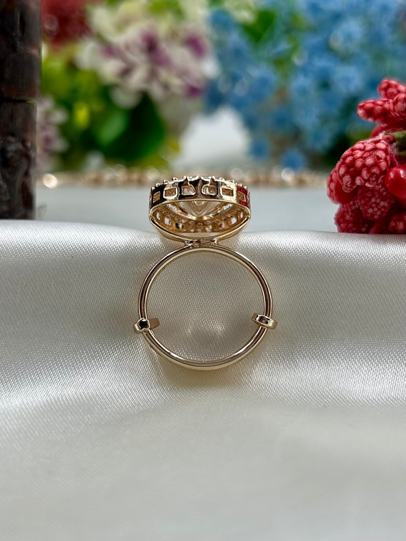 Aarohi Moissanite Hath Panja close-up view