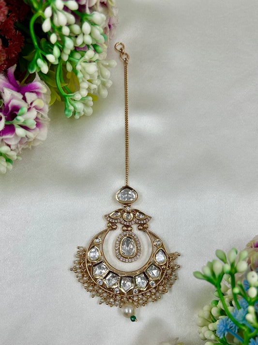 Kritika Moissanite Mang Tika
