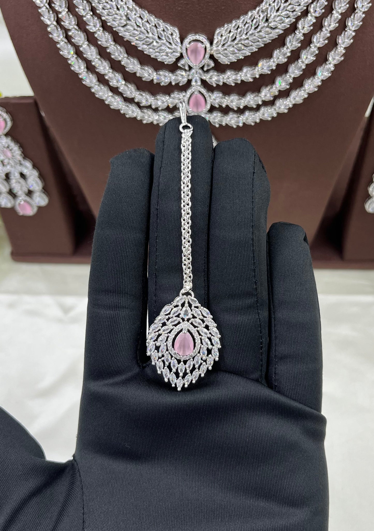 Noble Premium Ad Necklace