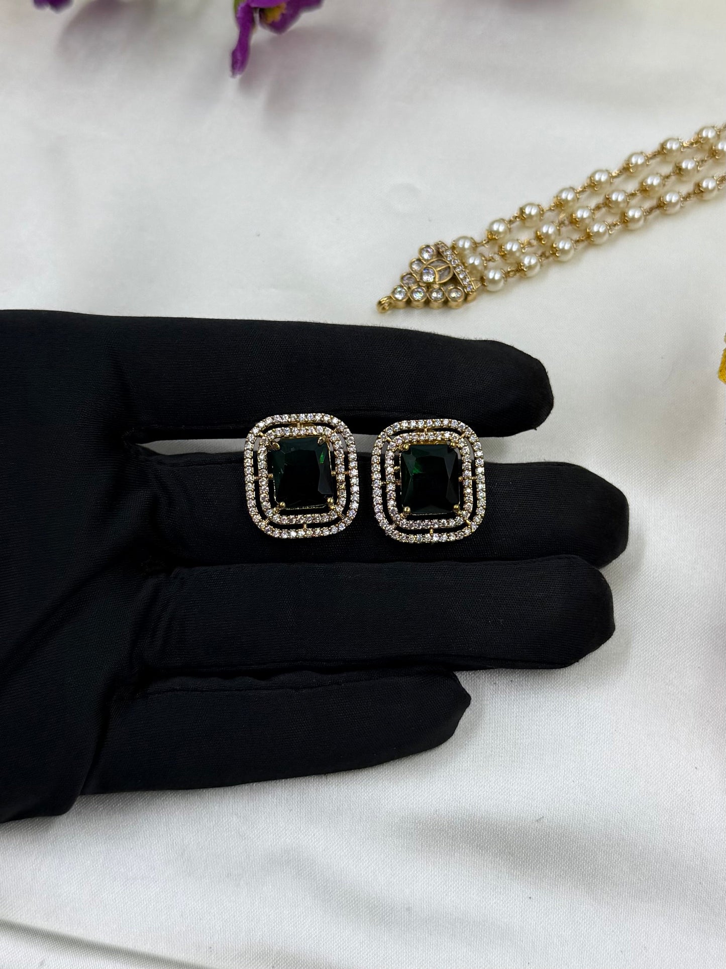 Pooja Victorian Premium Choker