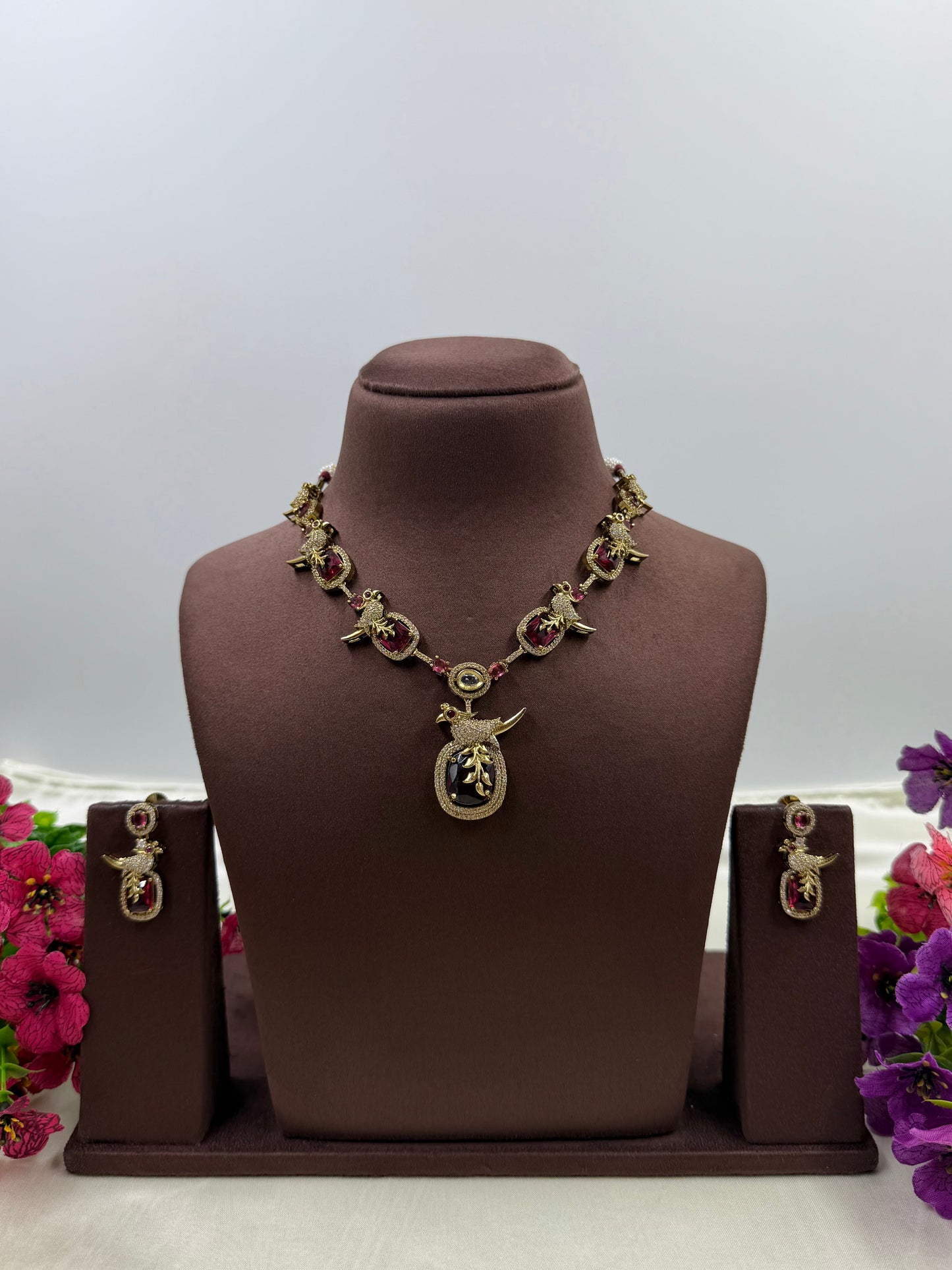 Arya Victorian Delicate Necklace