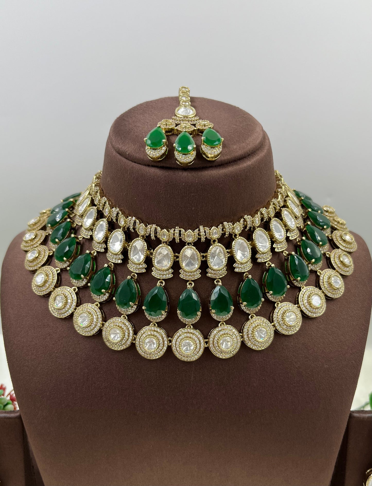 Avantika Moissanite Victorian Semi Bridal Set