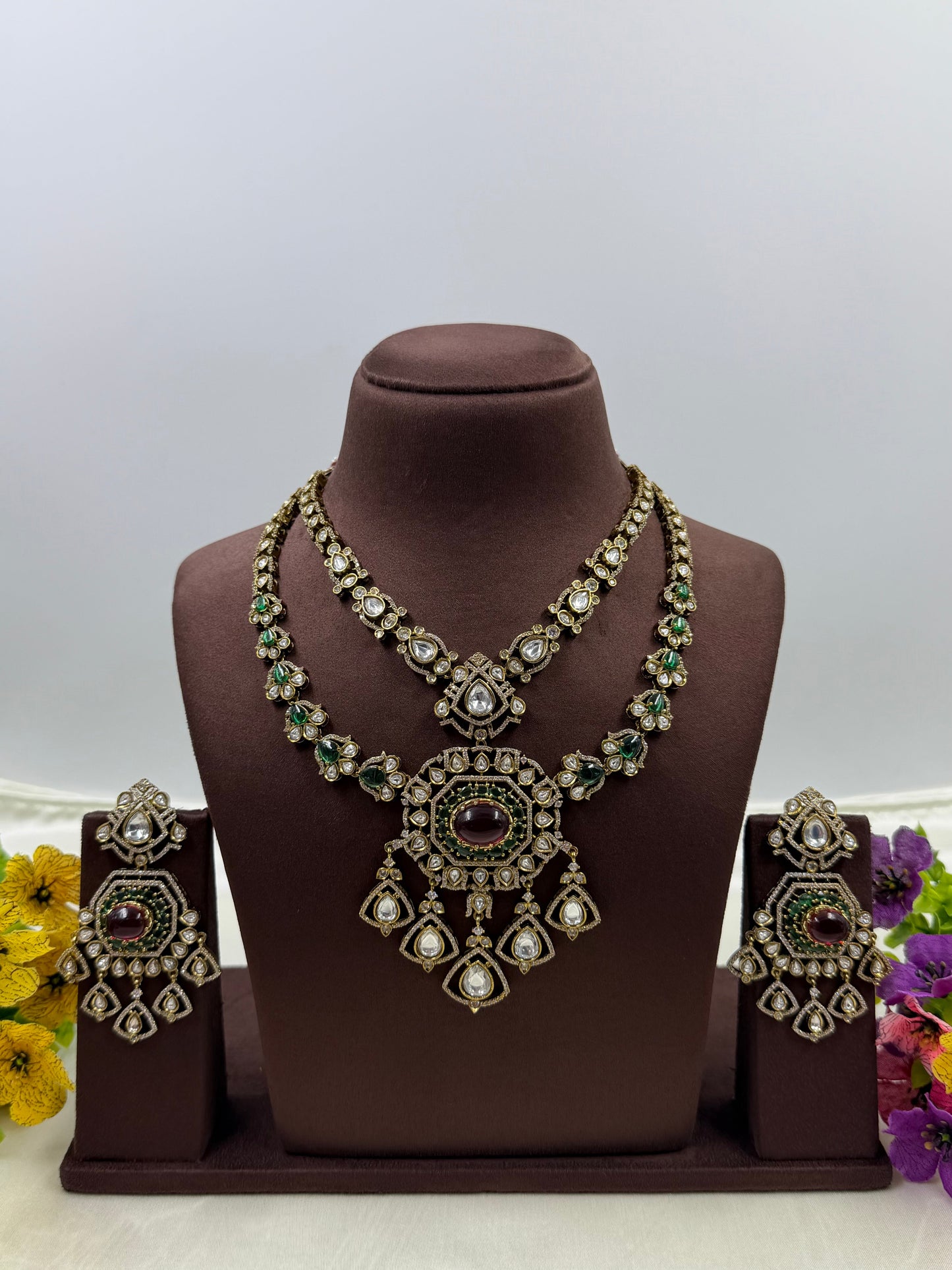 Komal Victorian Premium Necklace