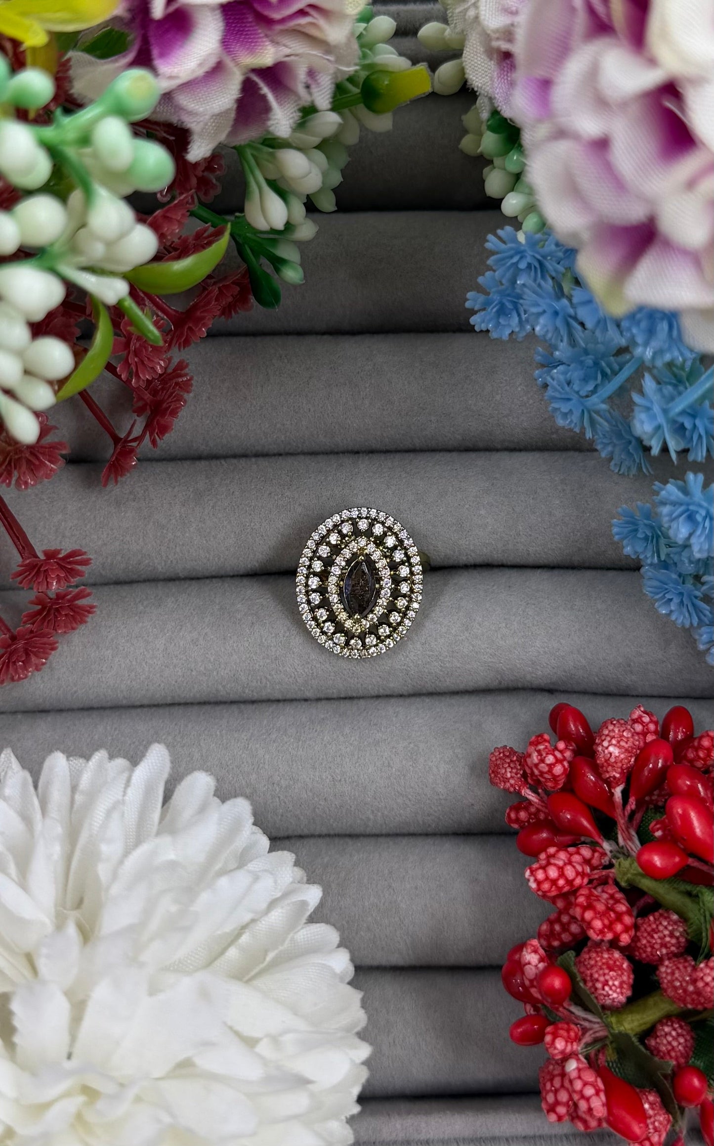 Yajna Victorian American Diamond Ring (Adjustable)