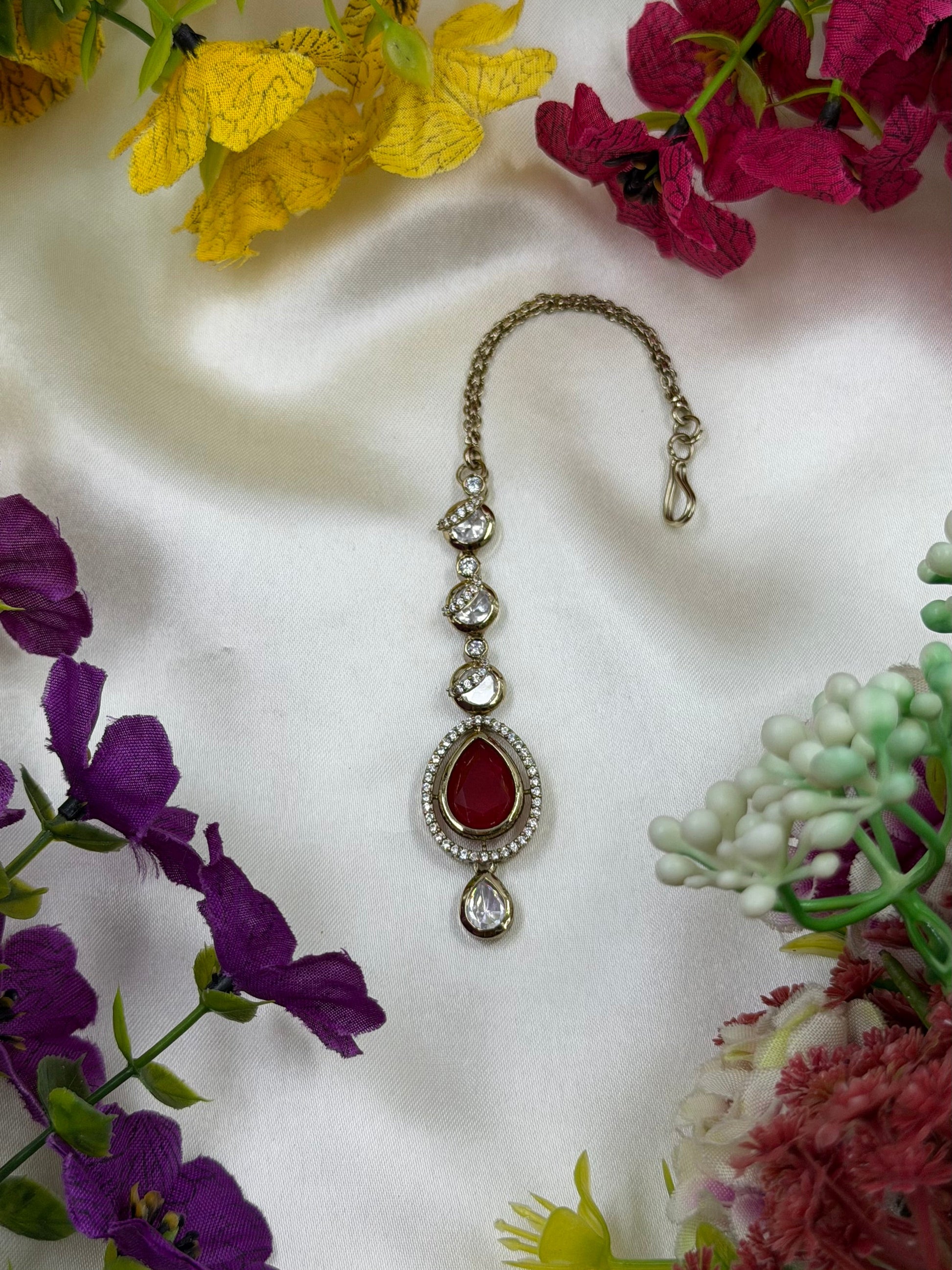 Priya Victorian Maang Tikka close-up view