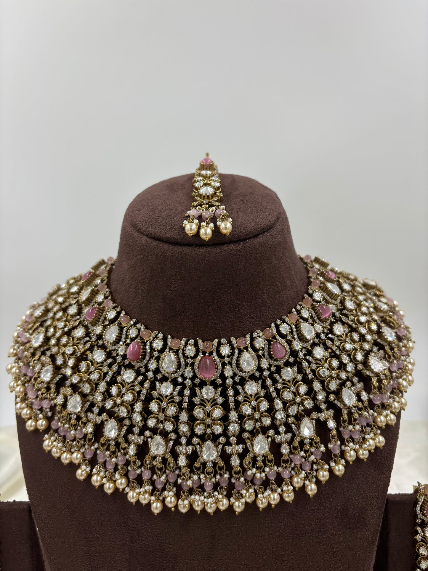 Hiren premium Moissanite Kundan Semi Bridal Necklace set