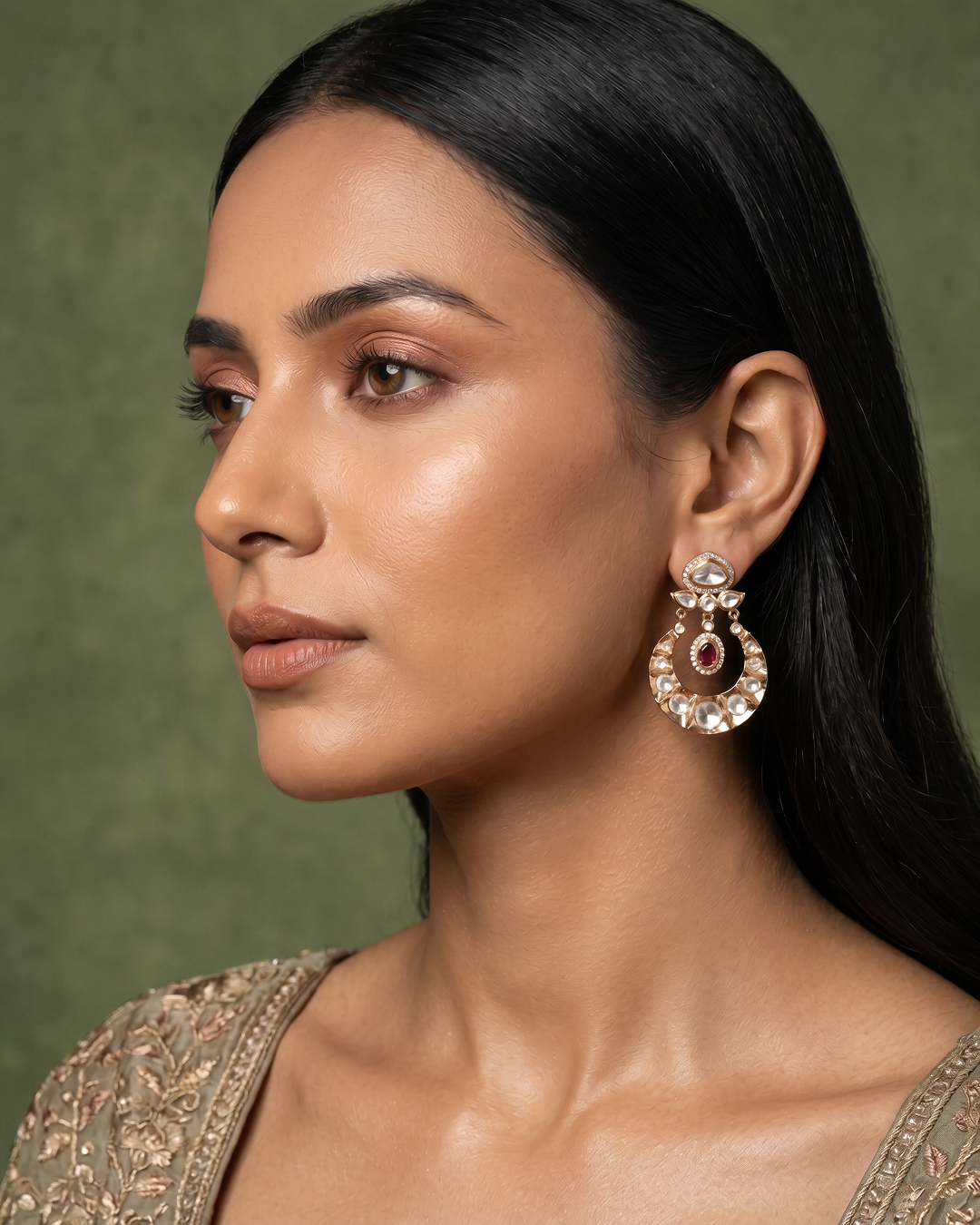 Abiha Moissanite Earring