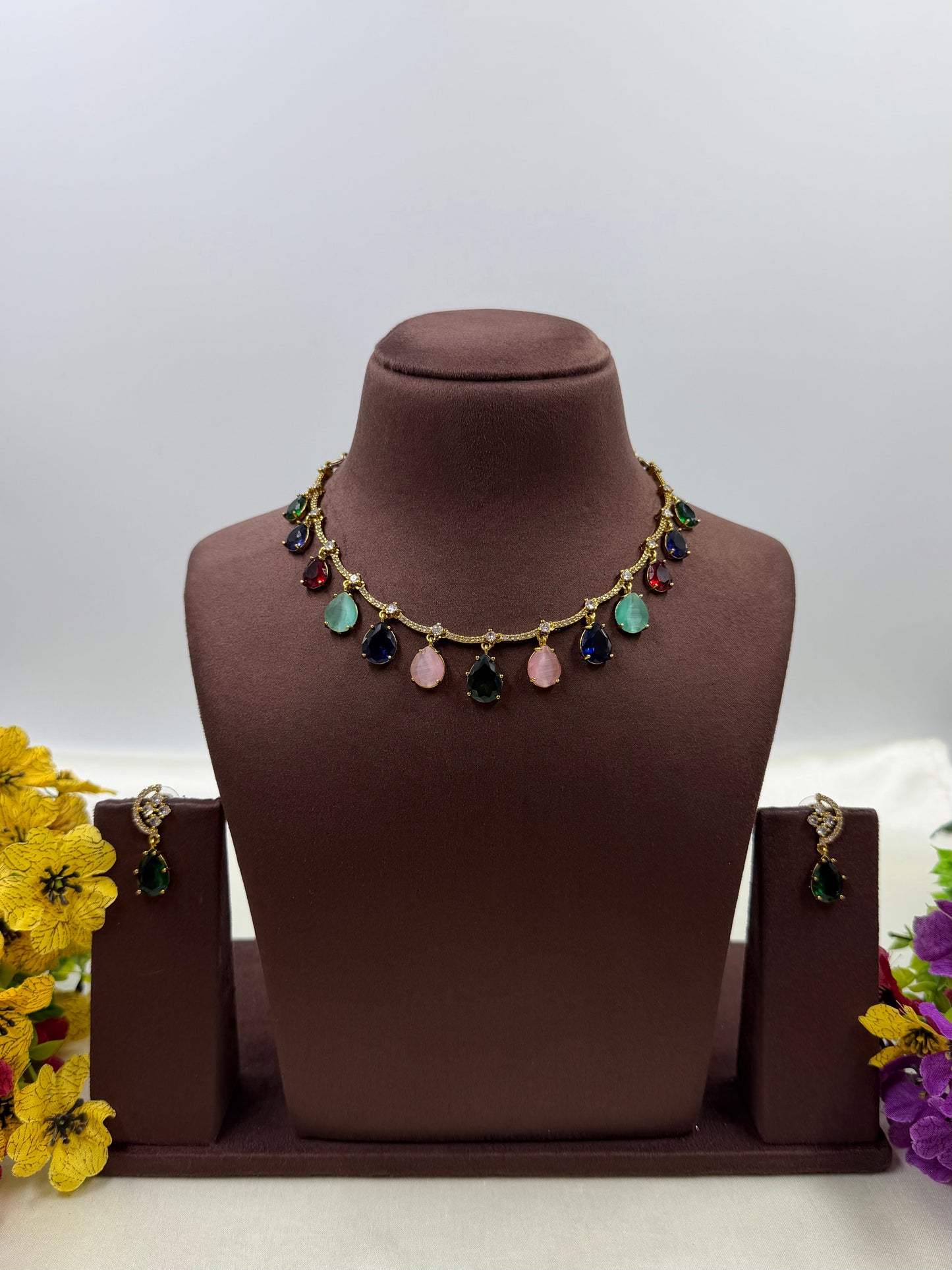 Purvi Victorian Delicate Necklace