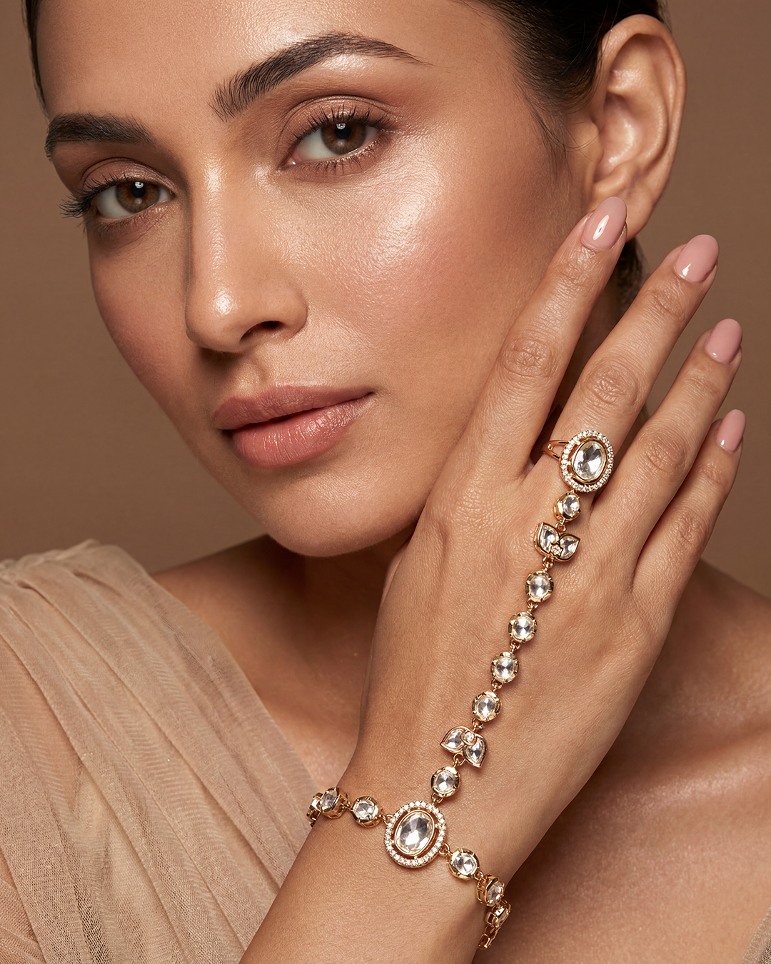 Mayuri Moissanite Hath Panja close-up view