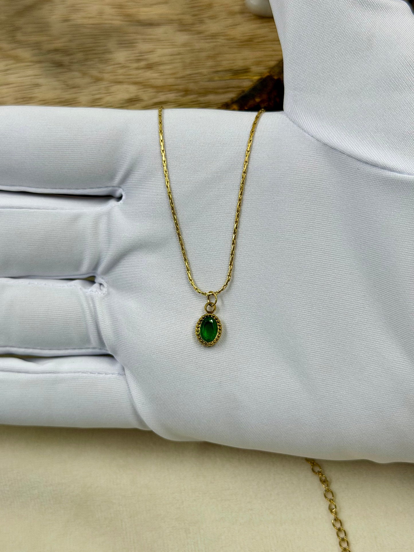 Minimal Oval Gem Gold Chain