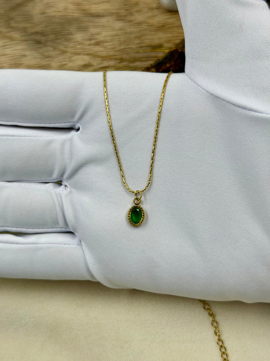 Minimal Oval Gem Gold Chain