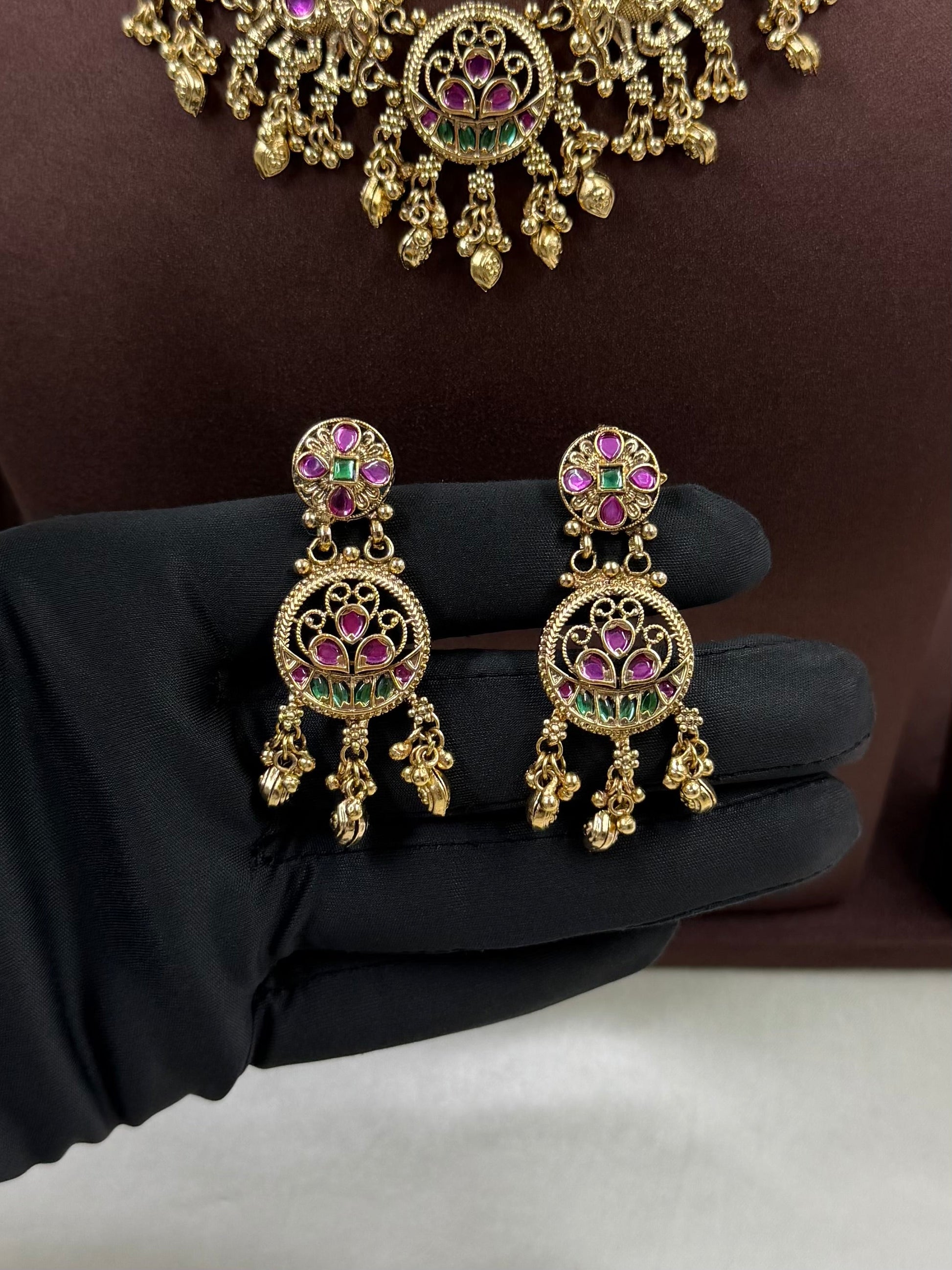 Shivani Necklace Set full product photo on plain background