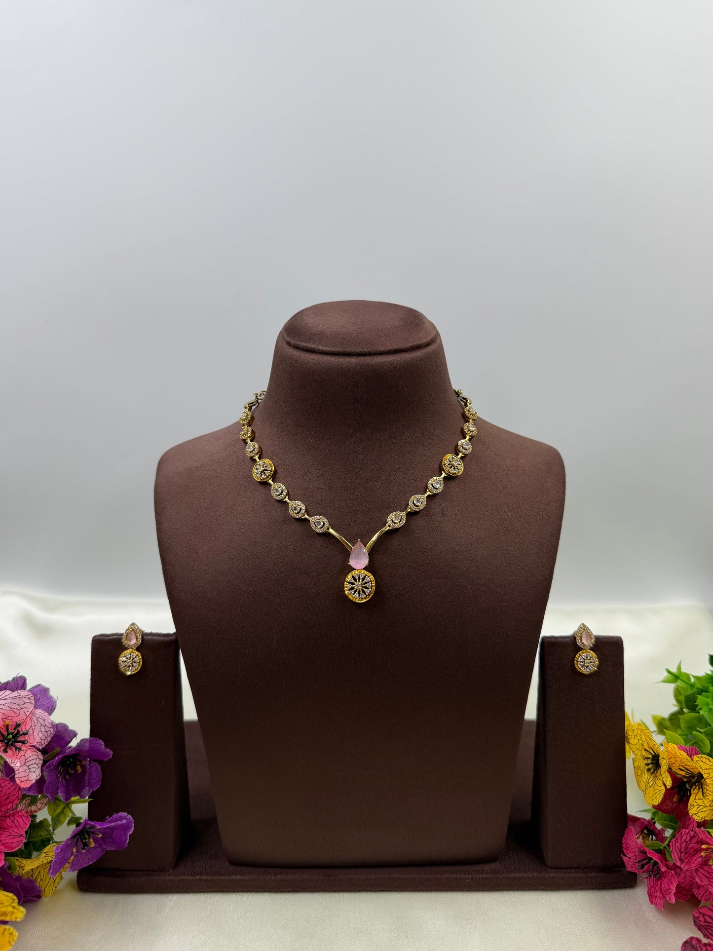 Alicia Victorian Delicate Necklace