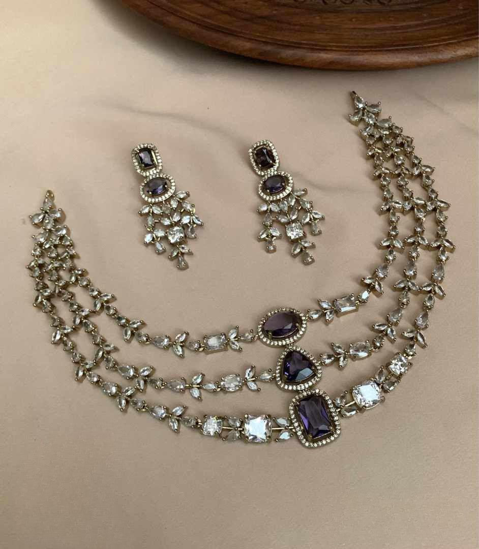 Victorian Jewellery close-up view