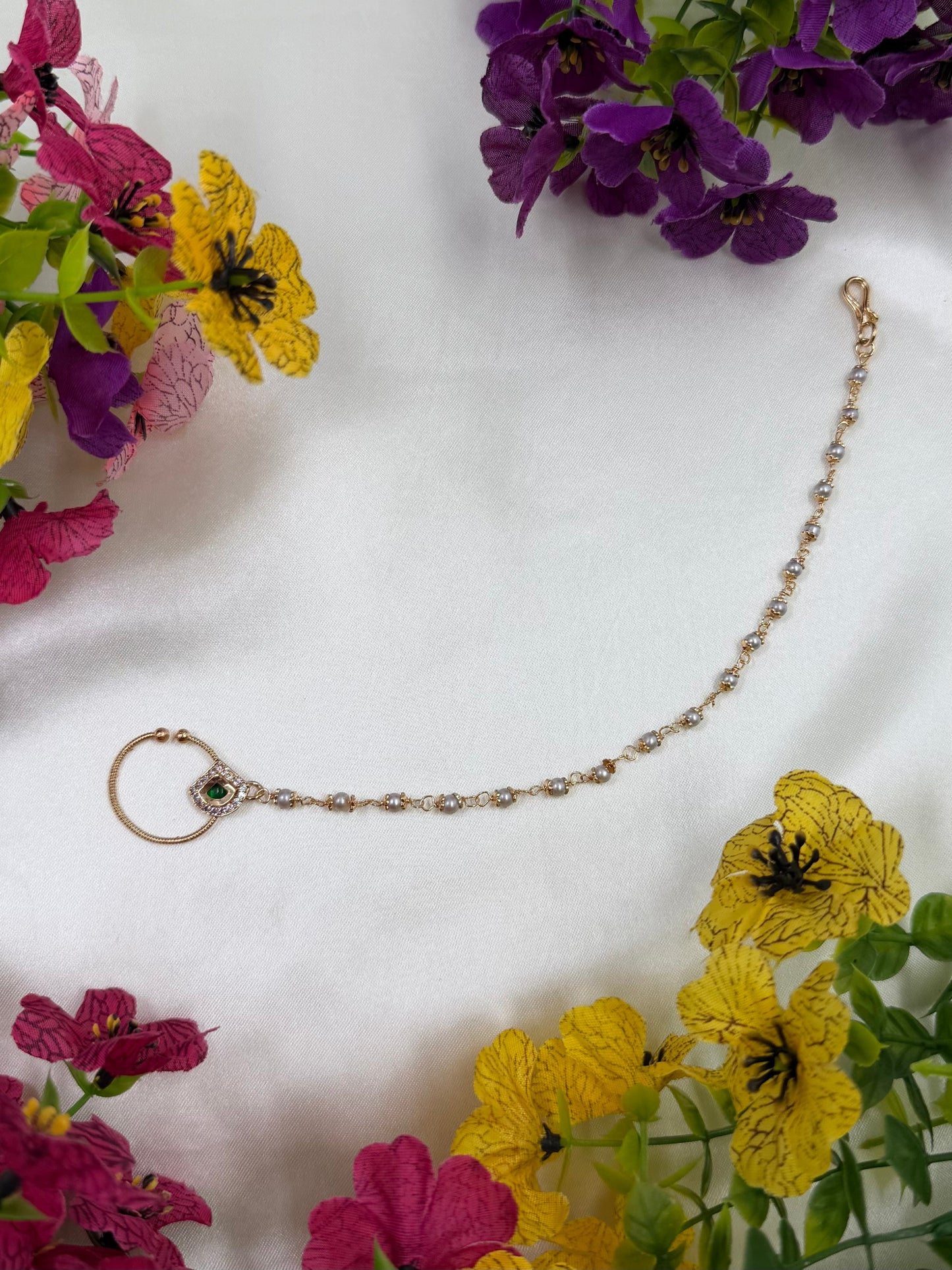 Saniya Moissanite Nose Ring