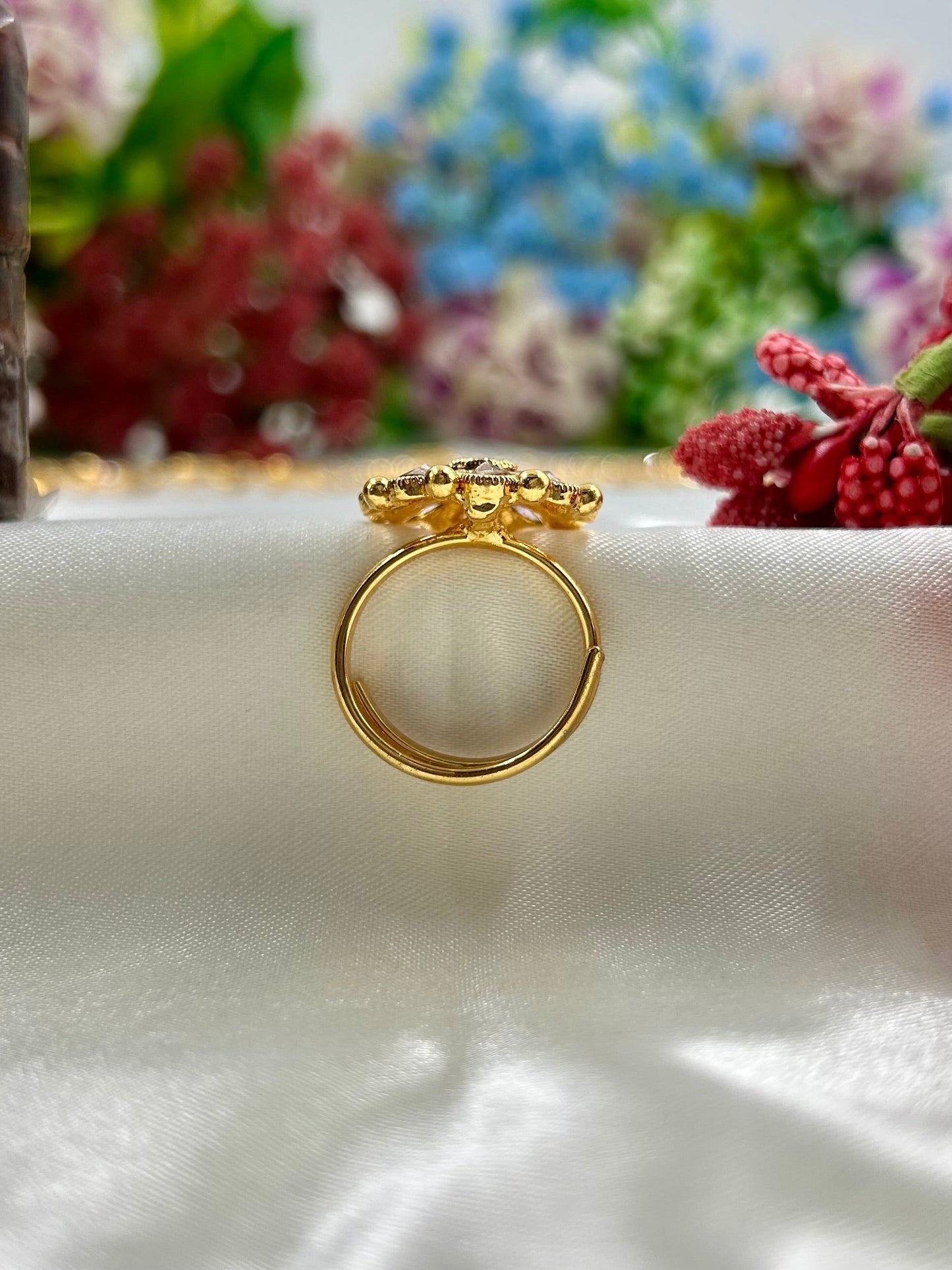 Mayuri Traditional Gold Hath Panja (One Pis)