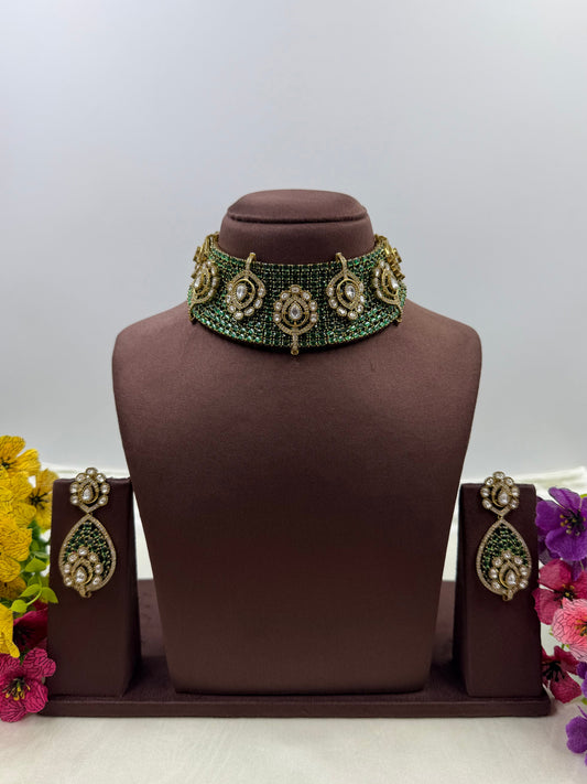 Tata Victorian Choker Necklace Set