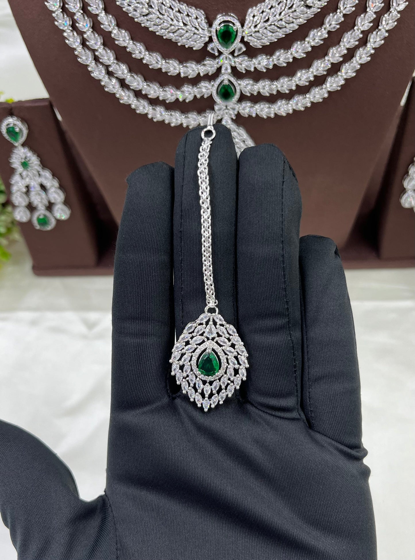 Noble Premium Ad Necklace