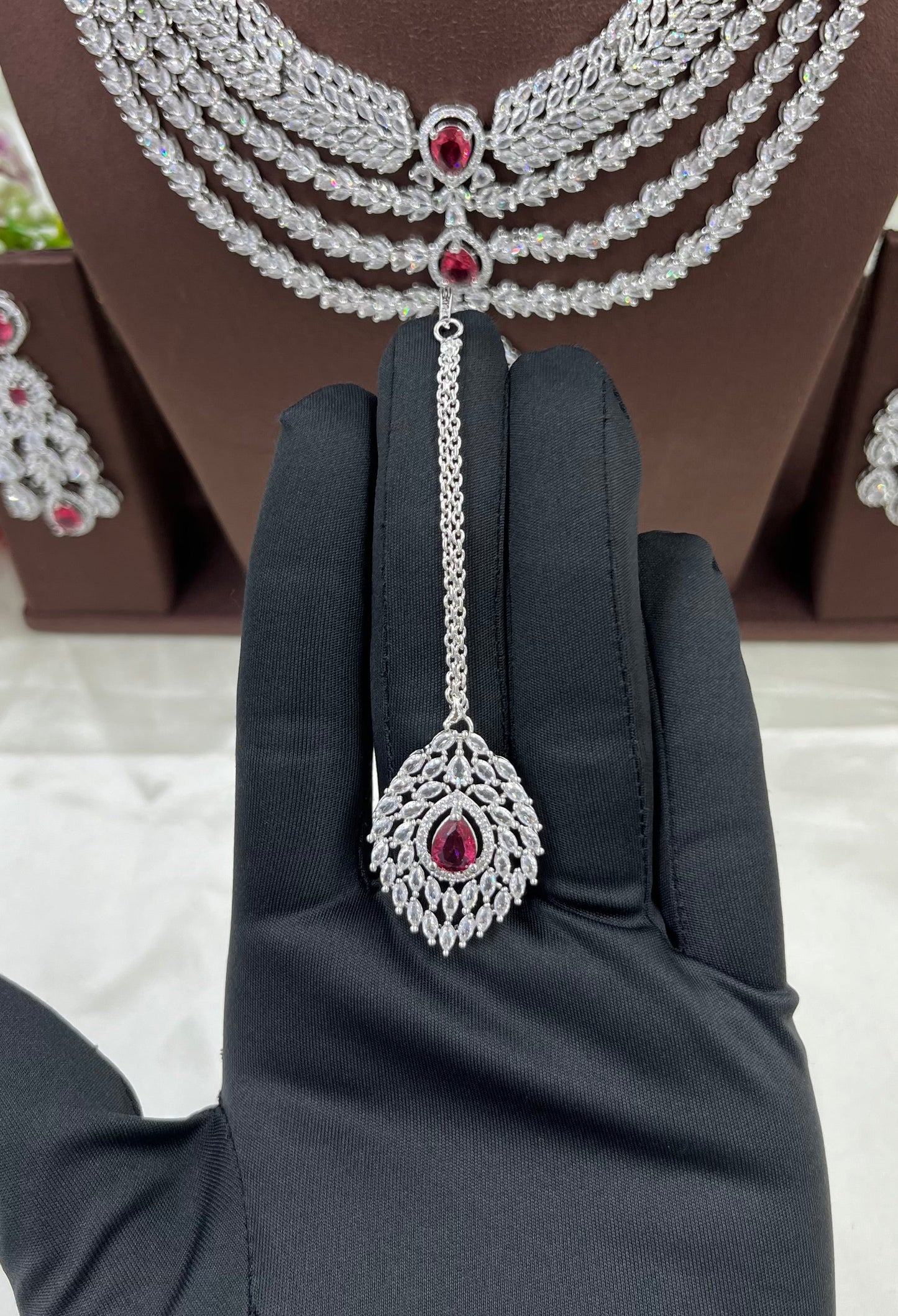 Noble Premium Ad Necklace