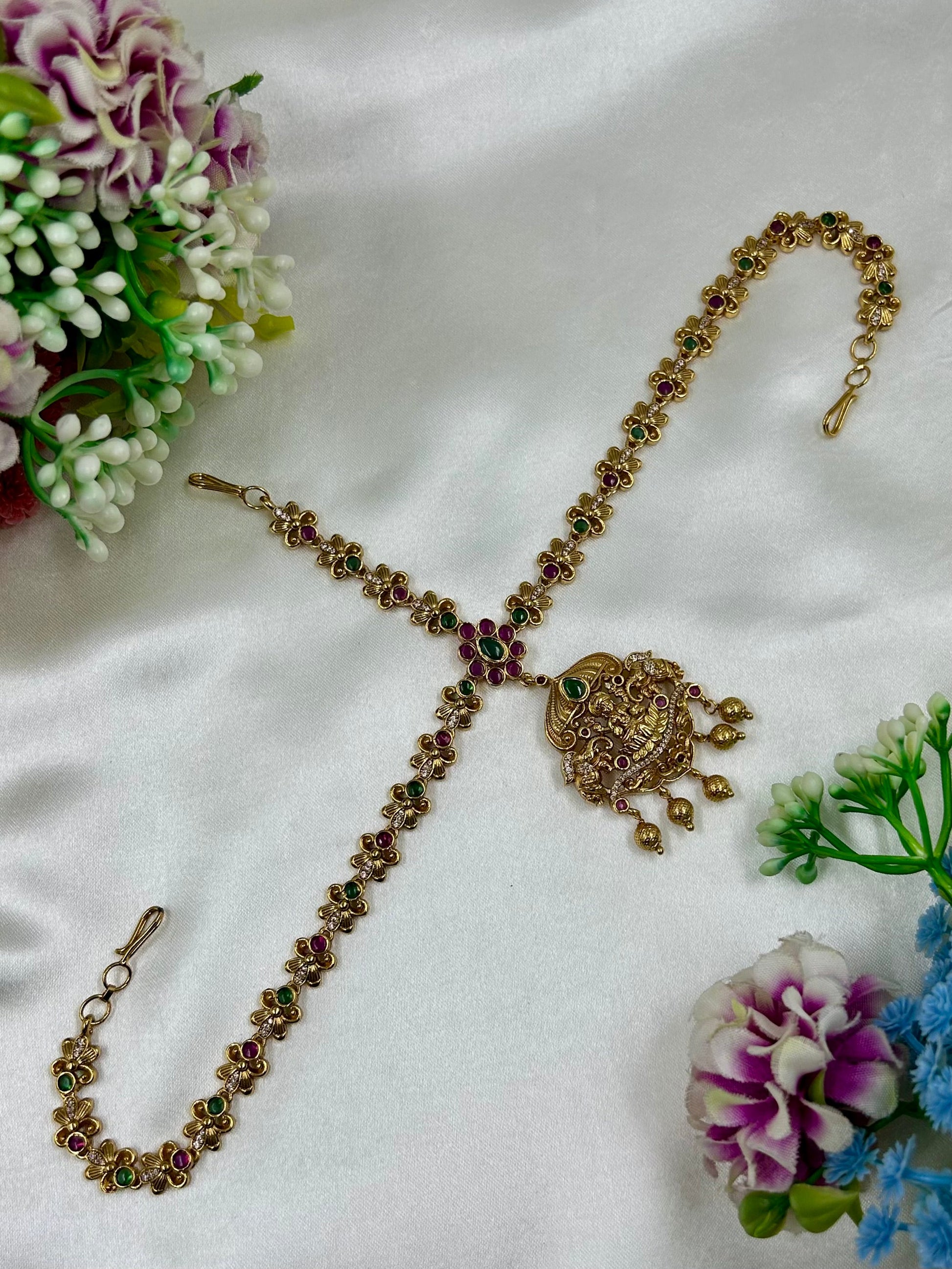 Shravani Jewellery close-up view