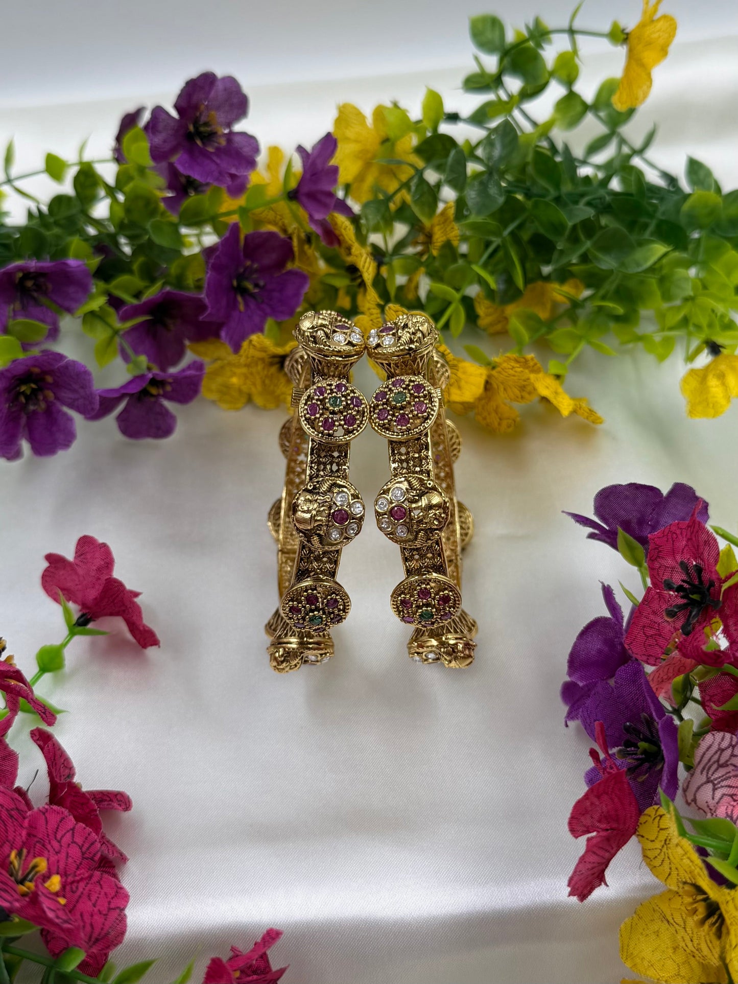 Tanisha Victorian Bangles (Openable)