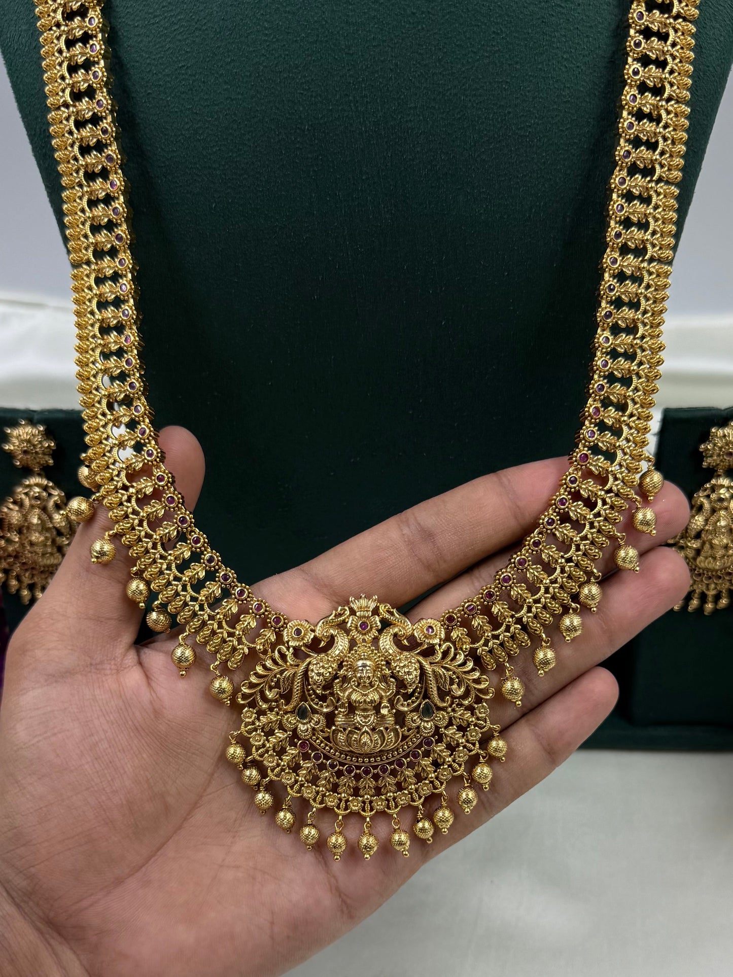 Usha Traditional Long Necklace