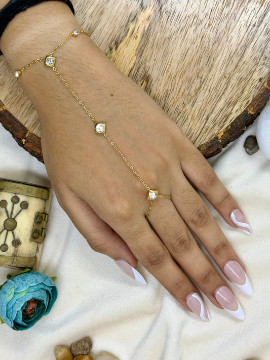 Crystal Drape Anti-Tarnish Stainless Steel Hand Chain (One Pis)