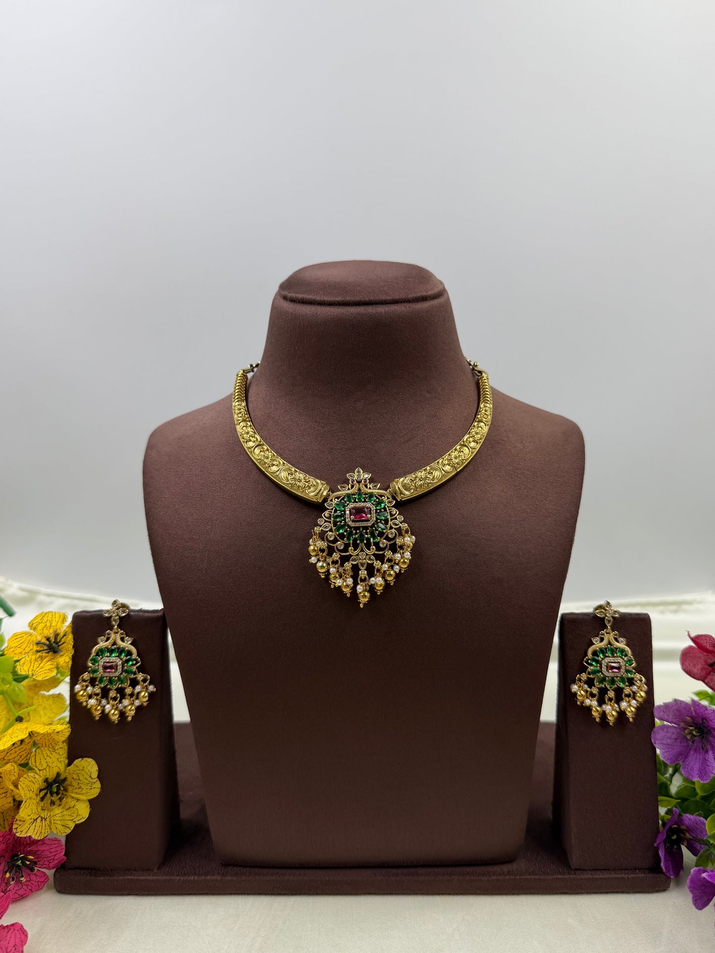 Ritika Victorian Traditional Hasli