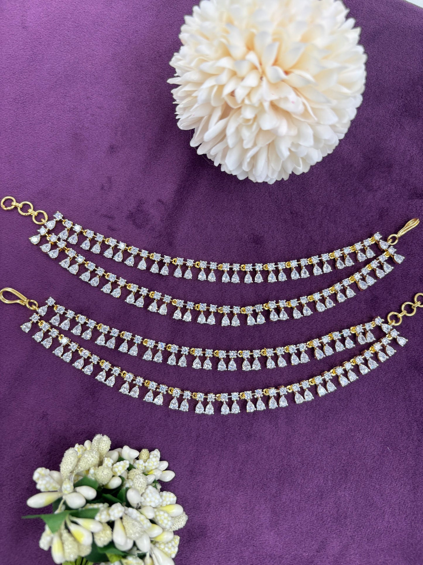 Nurina Dimond Earchain