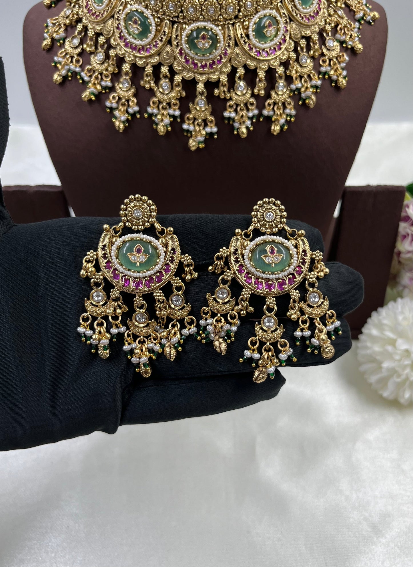 Nidhi Heritage Choker Necklace Set