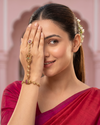 Minal Hath Panja close-up view
