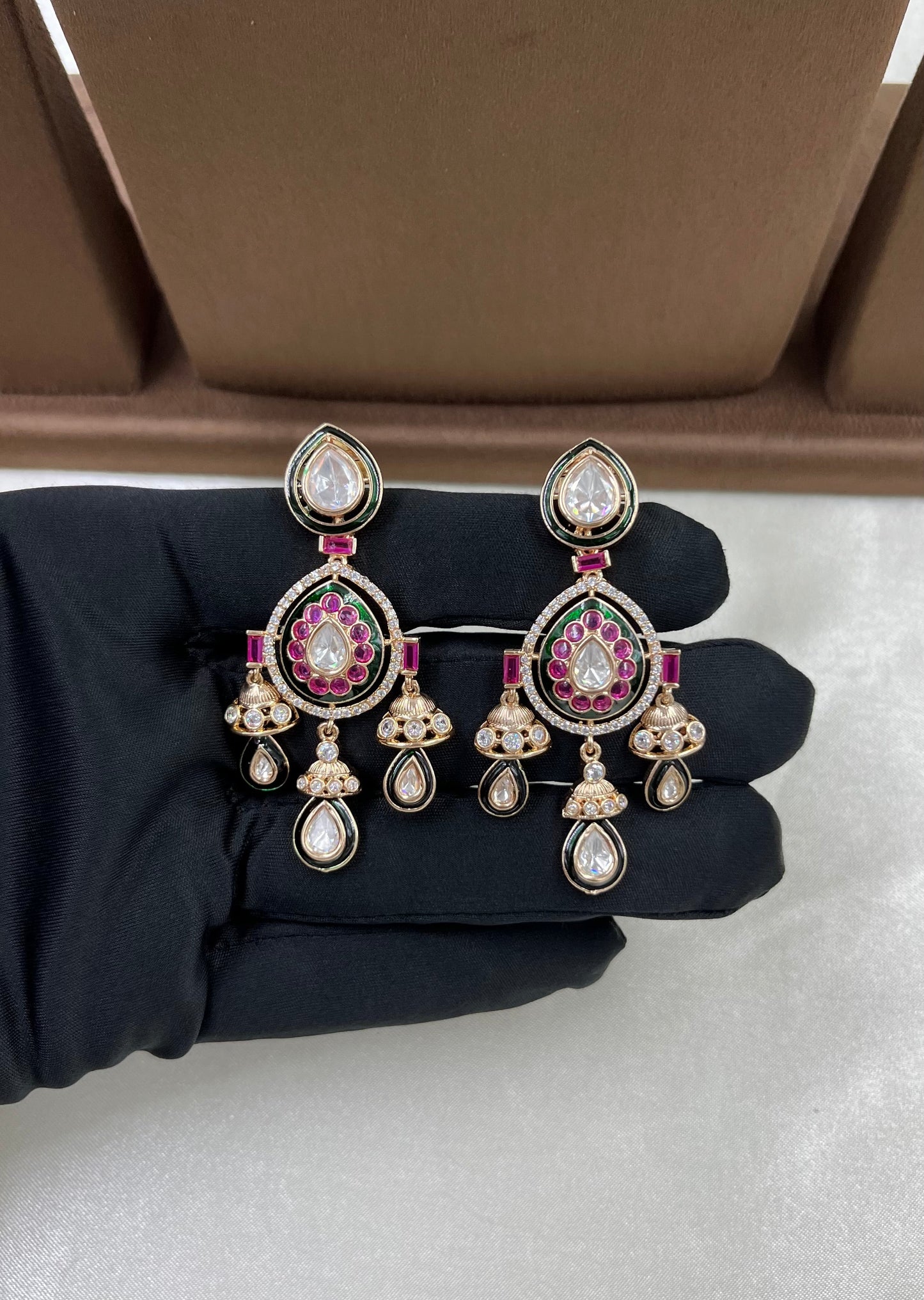 Nasreen Combo Moissanite Kundan Necklace
