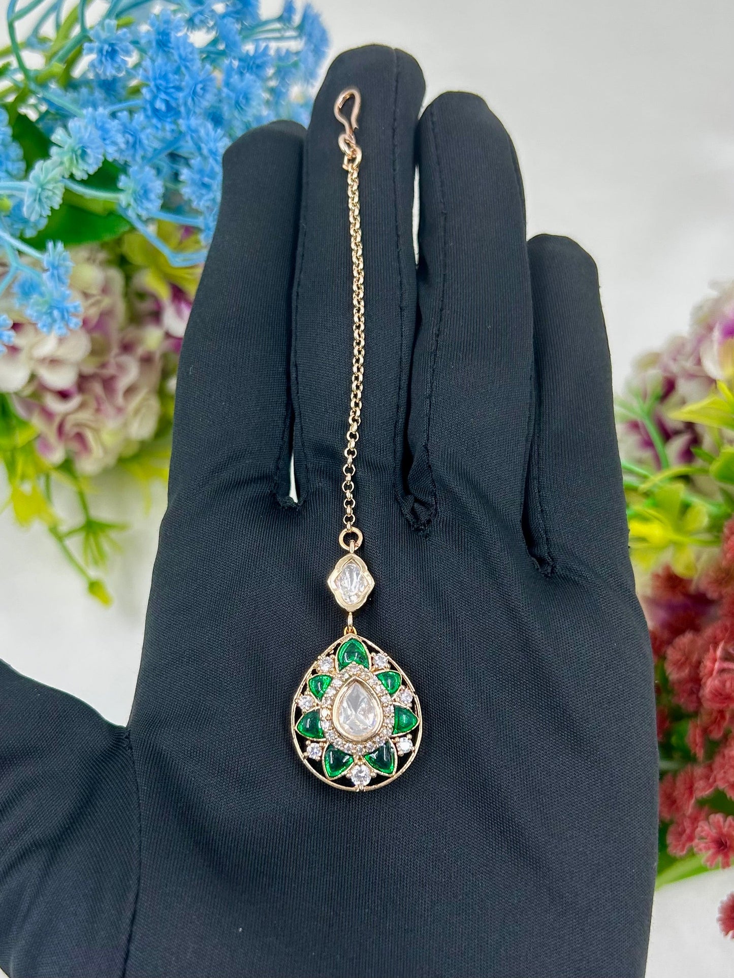 Taniya Moissanite Mang Tika
