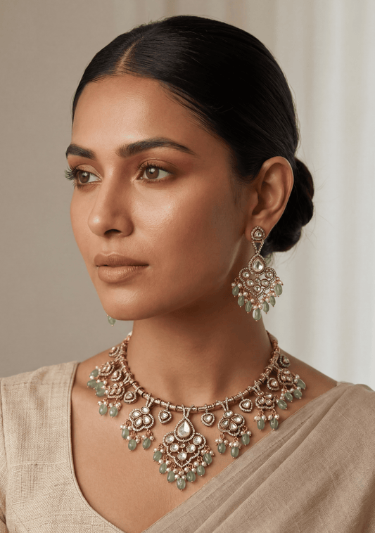 Fina Victorian Hasli Necklace Set