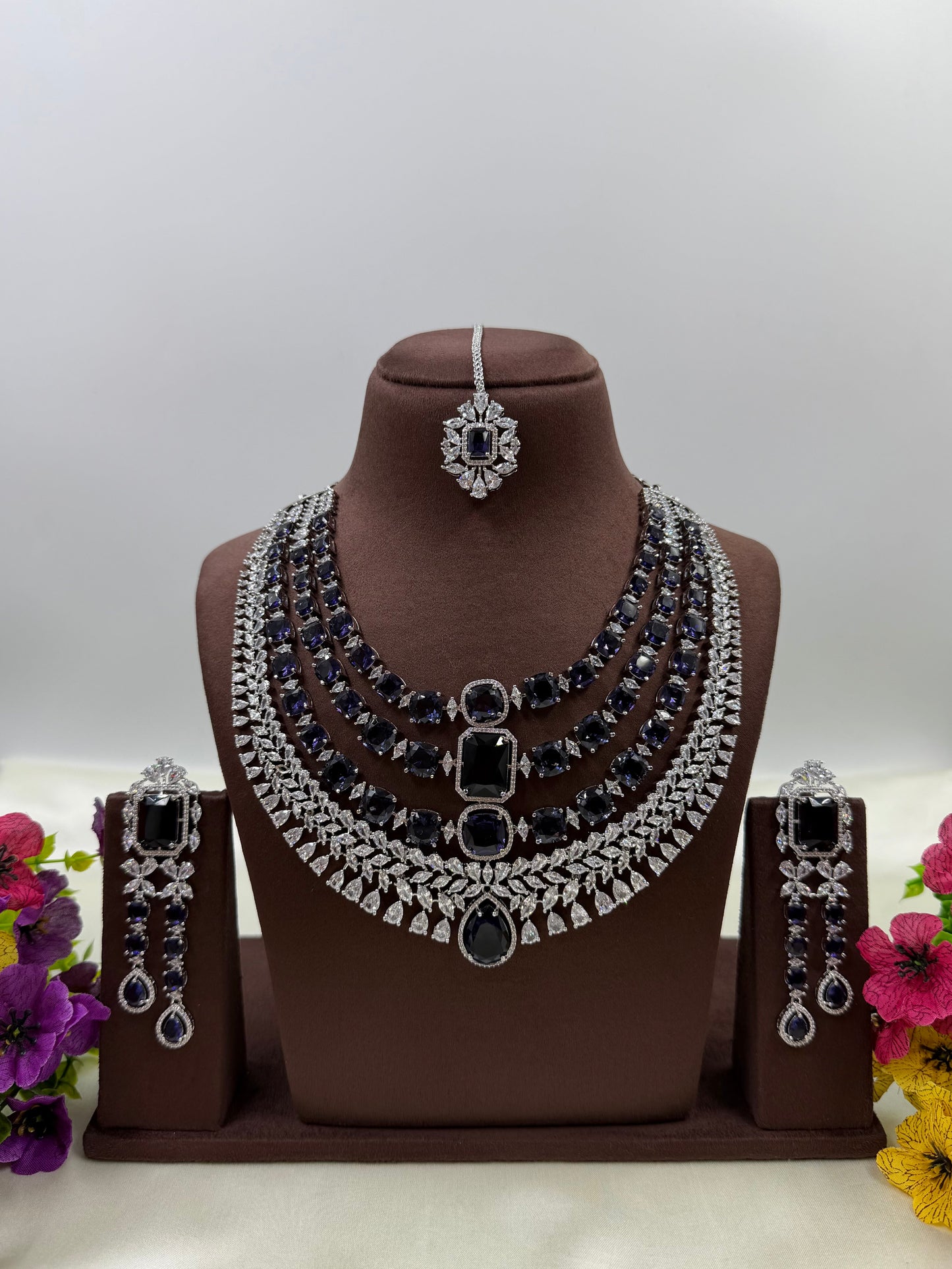 Arathi American Diamond Necklace