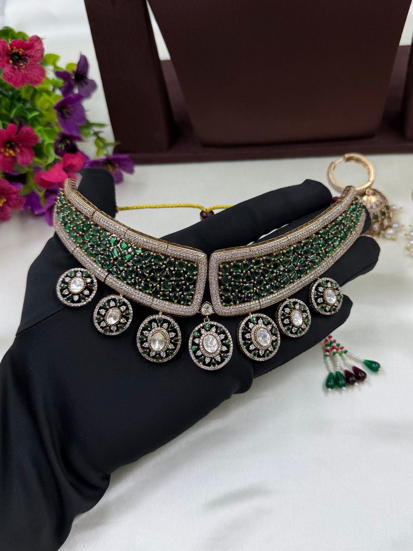 Hetal Victorian Choker Necklace Set