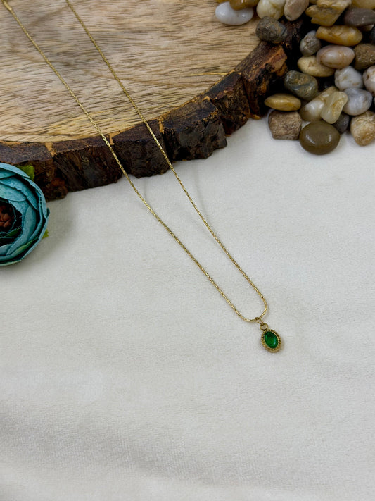 Minimal Oval Gem Gold Chain