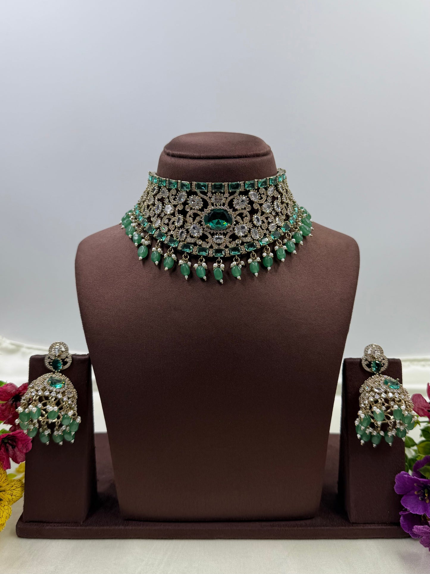 Kritika Premium Victorian Choker Necklace Set