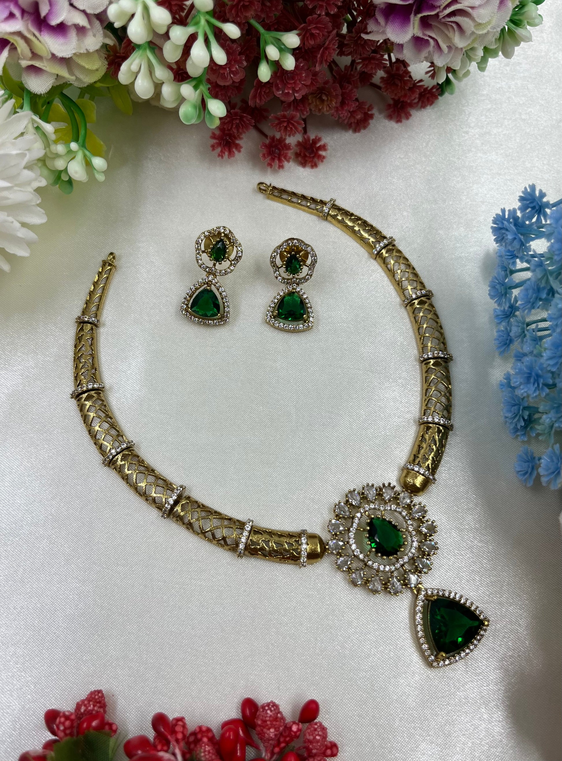 Victorian Jewellery close-up view