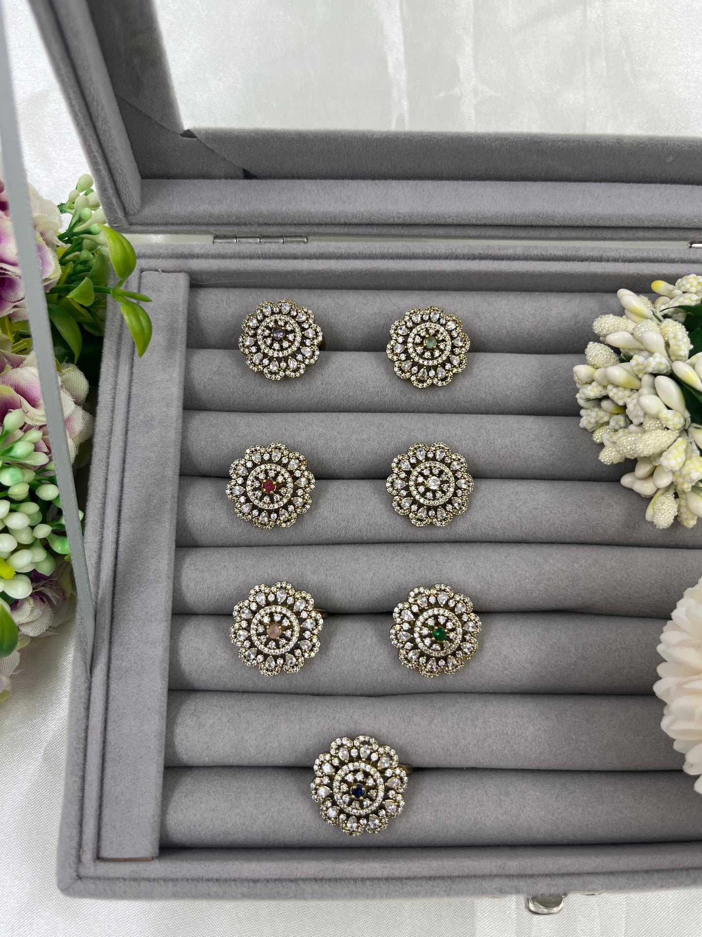 Regal Orb Victorian Ad Ring