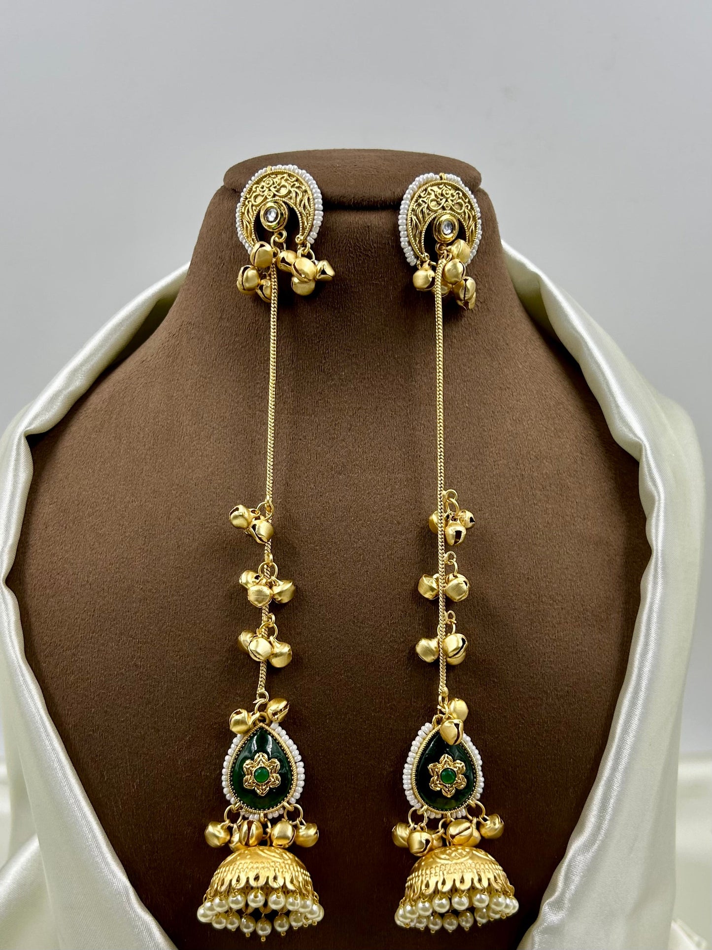 Sanchita Kashmiri Earring