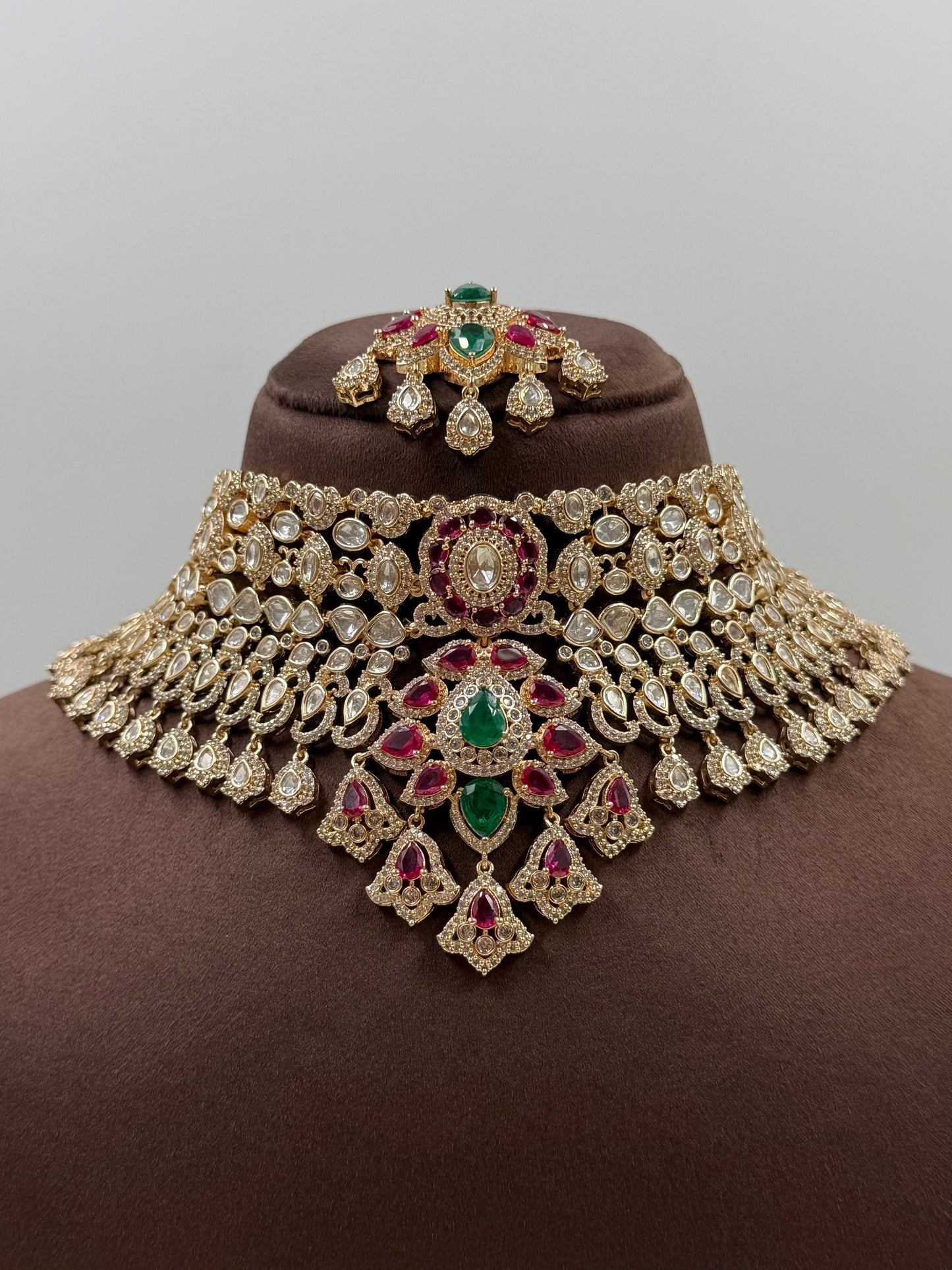 Hina Moissanite Kundan Choker Necklace Set