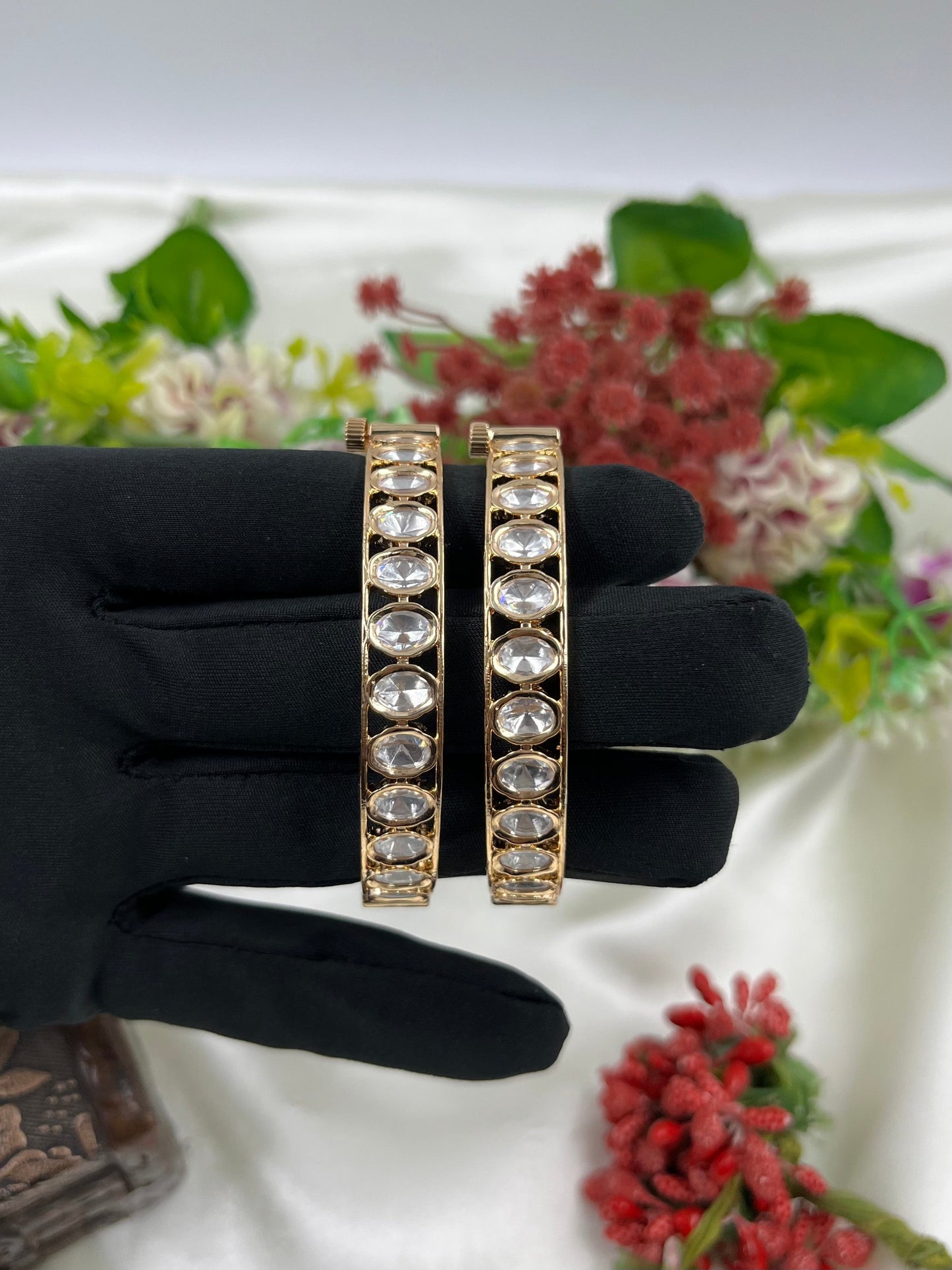 Yogita Moissanite Bangles (Openable)