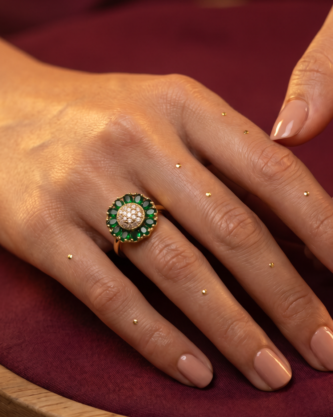 Aabha Victorian Finger Ring