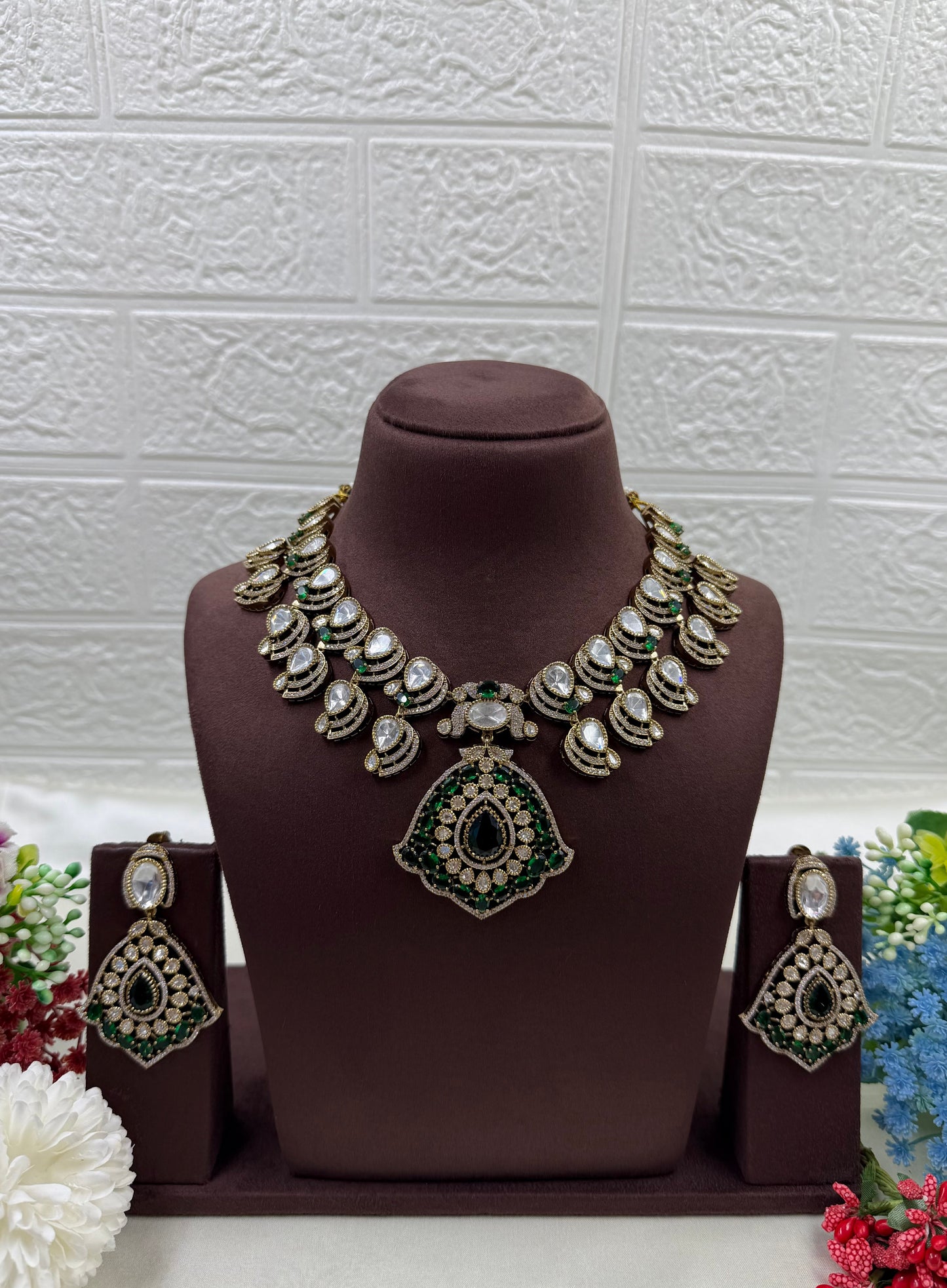 Sara Victorian Moissanite Necklace Set