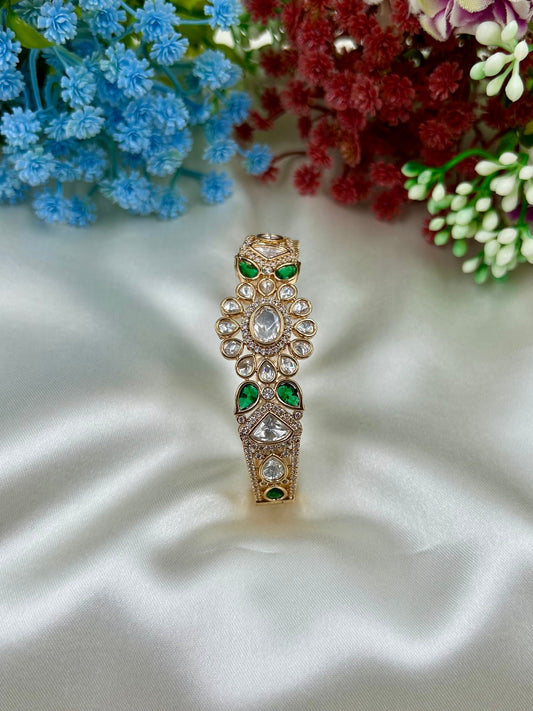 Disha Moissanite Bracelet (Openable)